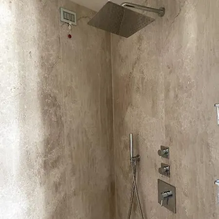 Casa vacanze Dependance Immersa Nel Con Piscina